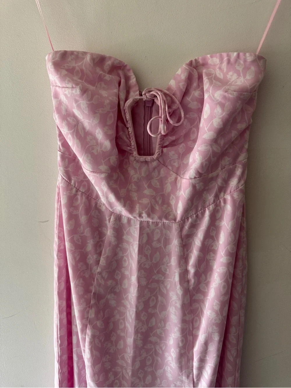 Abercrombie & Fitch Bloggers Favorite Pink Floral Cinched Halter Maxi Dress